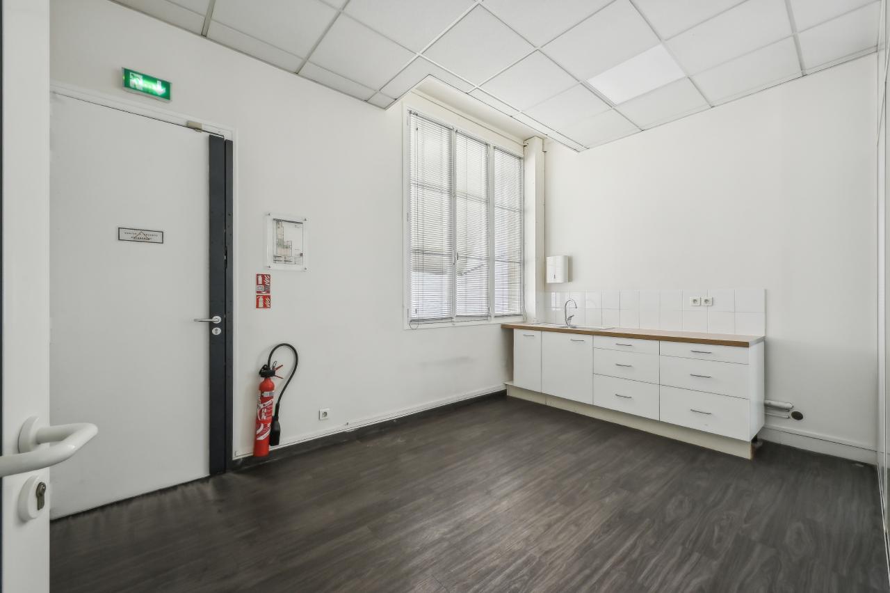 Bureau Paris 55m² Location bureau Paris OLBUR2309974 16